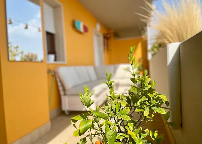 Greenchill House - West